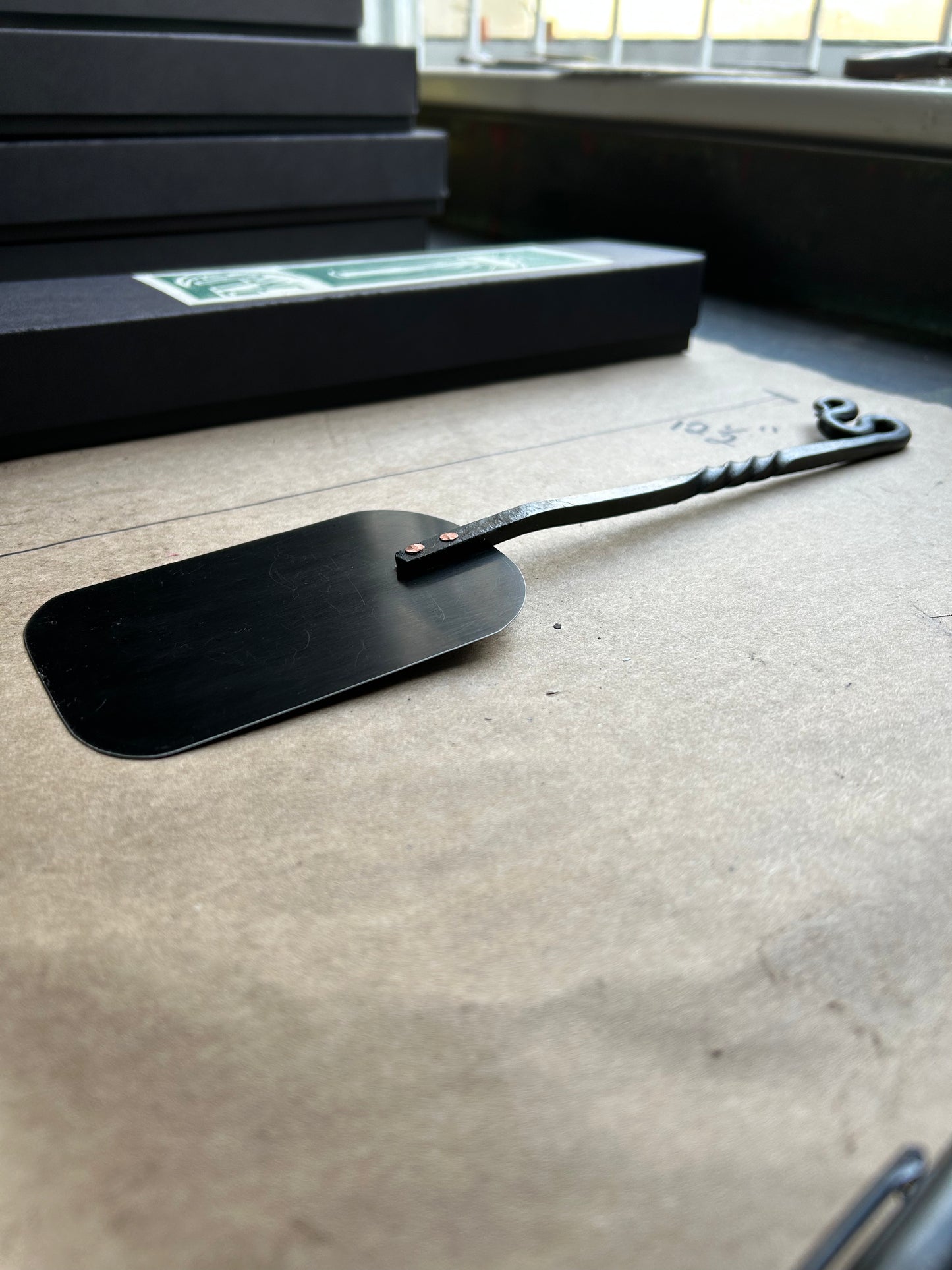 Serpent Tail Spatula