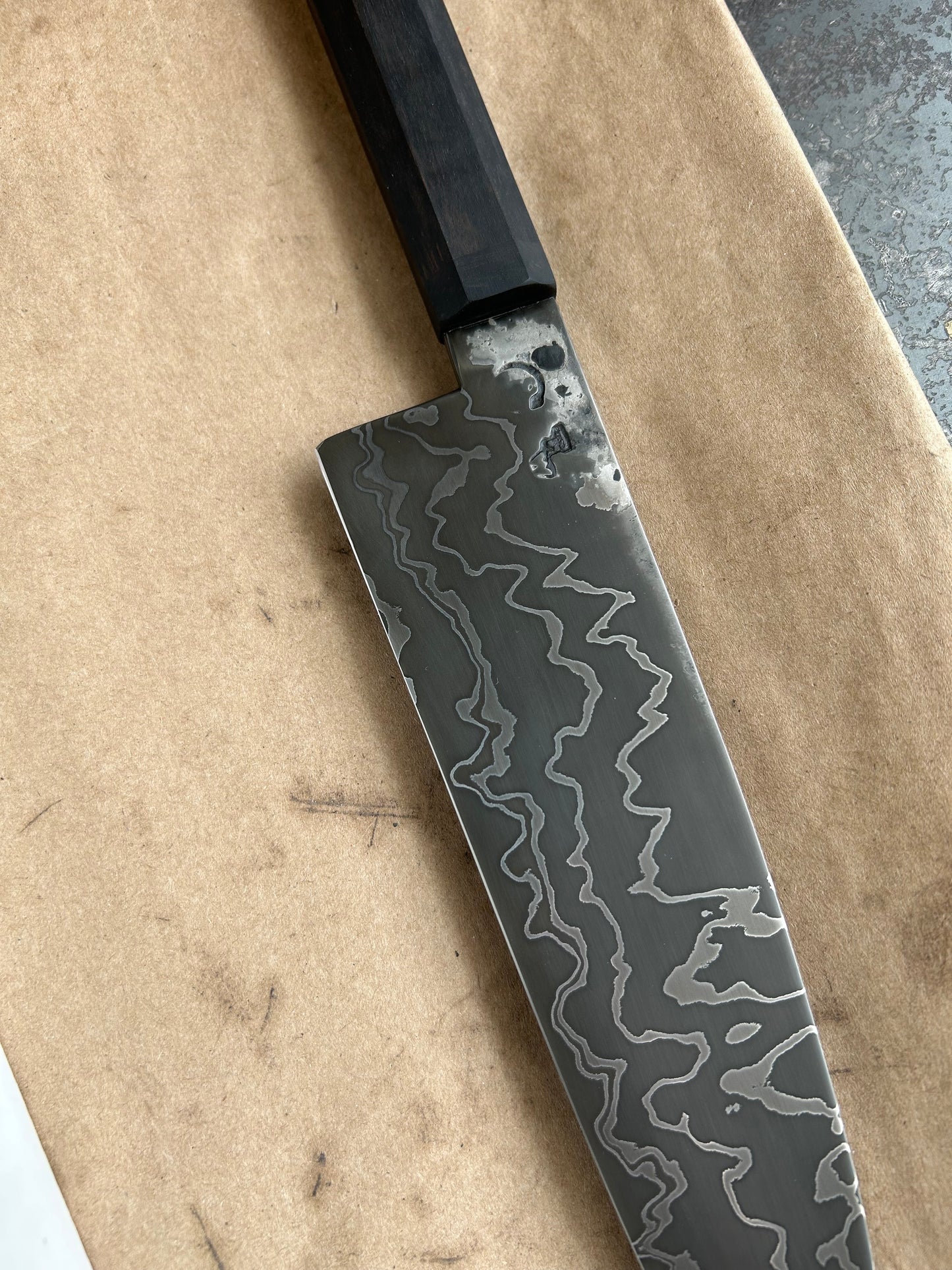 215 mm Damascus gyuto